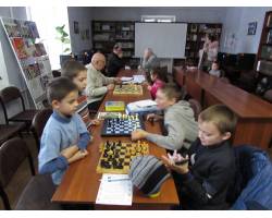 Cпортивно-масові змагання з шахів та шашок 