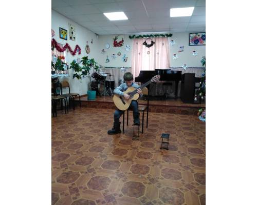 Концерт учнів класу гітари